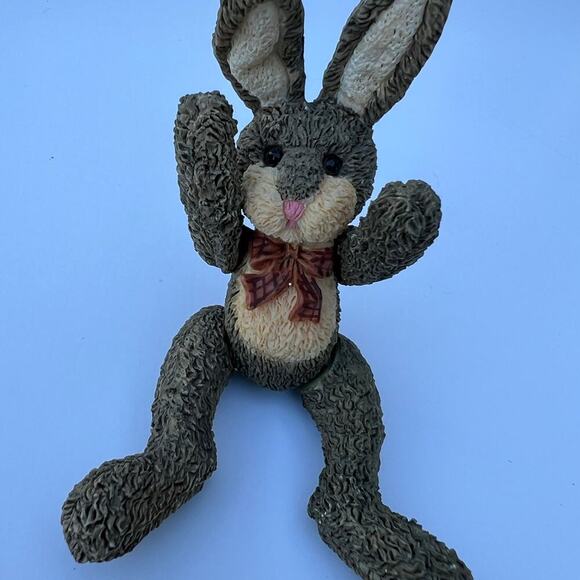 Vintage Russ Berrie, Cranberry Patch, Hamilton jointed rabbit - Picture 1 of 12